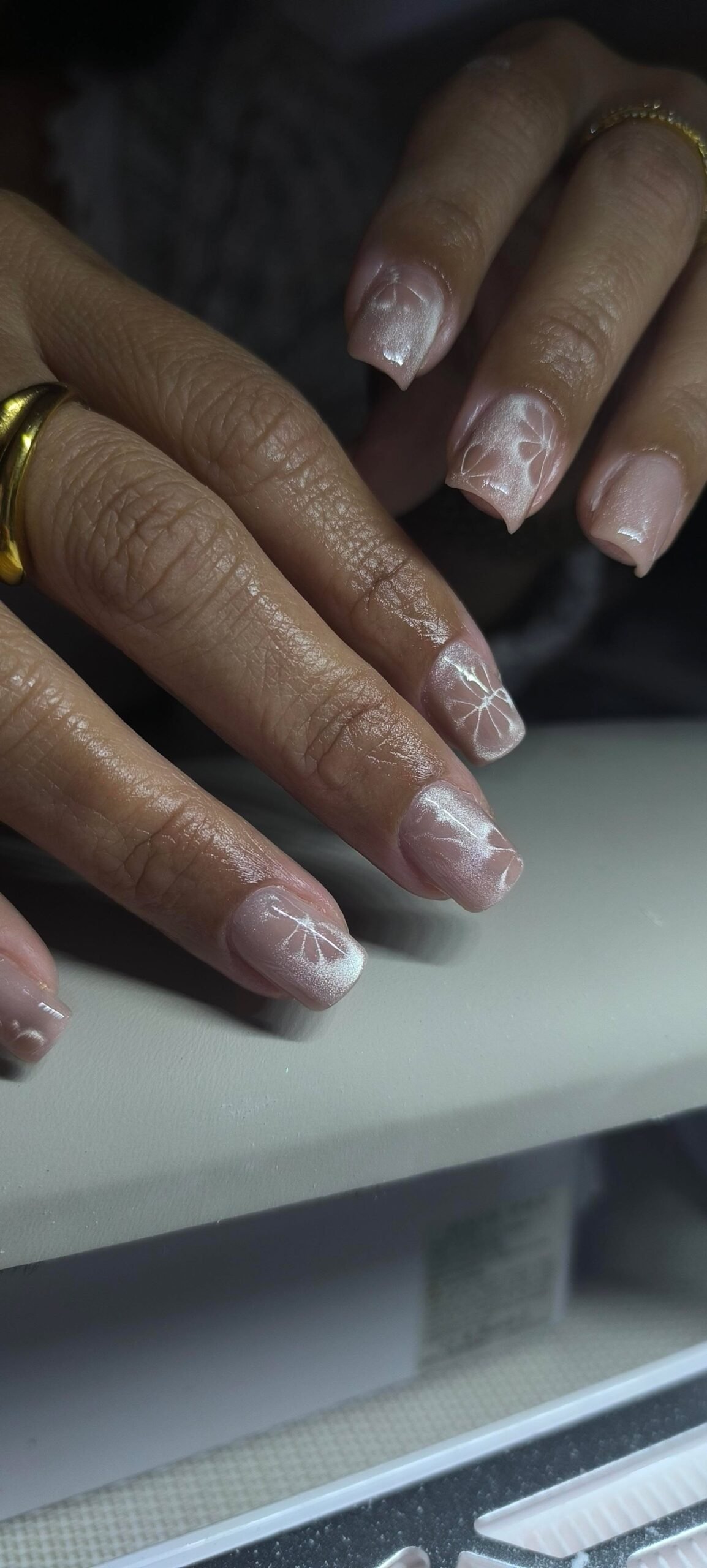 Pose d’ongles réalisée par Vahiné chez Maison Kaoni, photo 3